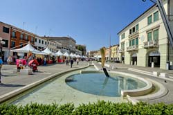 Al Vivit Hotel - foto 2 (Piazza Ferretto)
