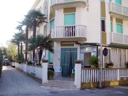 Photo HOTEL ALBERGO  BIANCANEVE a MAROTTA