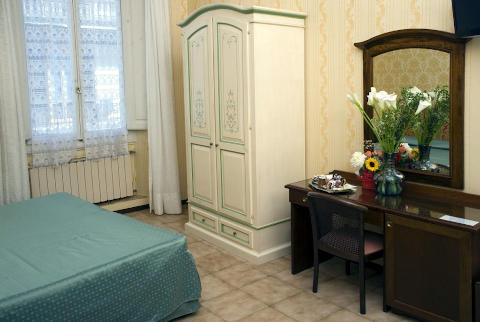 Photo HOTEL  BEATRICE a FIRENZE