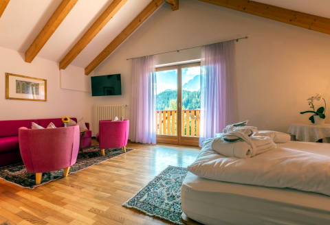 Photo HOTEL  VILLA STEFANIA a SAN CANDIDO