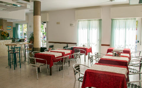 Foto HOTEL LAURA  di CESENATICO