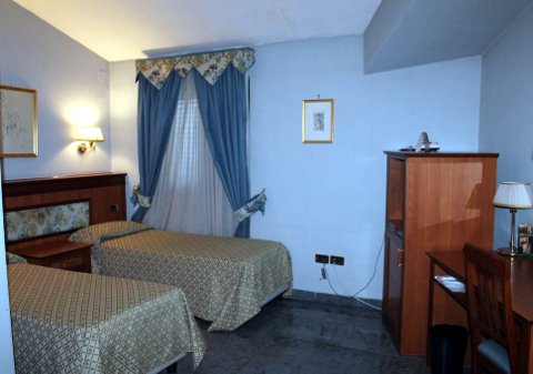 Foto HOTEL MALAGA di ATRIPALDA