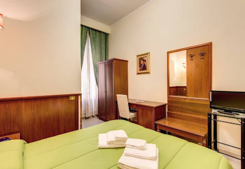 Photo HOTEL CAMBRIDGE  a ROMA