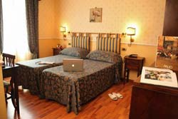 Photo HOTEL ARCOBALENO BOUTIQUE  a SIENA