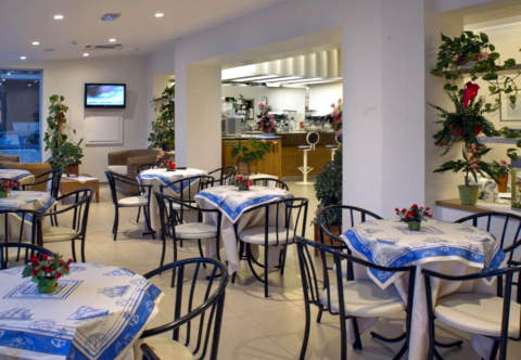 Photo HOTEL  NIVES a RICCIONE