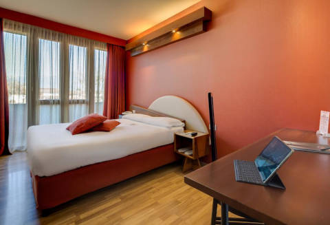 Photo HOTEL  LA VILLA  a IVREA