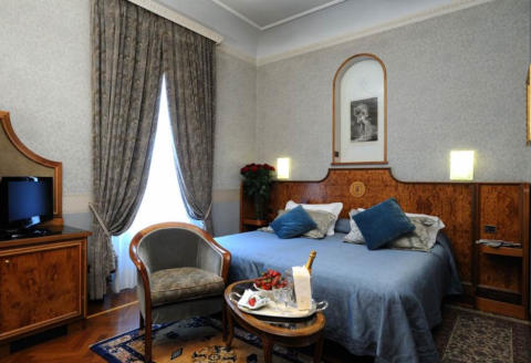 Hotel Farnese - foto 8 (Matrimoniale Standard)