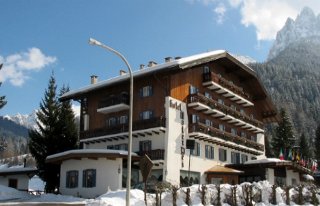 Foto HOTEL PARK  MATER DEI di POZZA DI FASSA