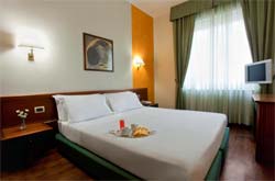 Photo HOTEL GRANDE ALBERGO MAUGERI a ACIREALE