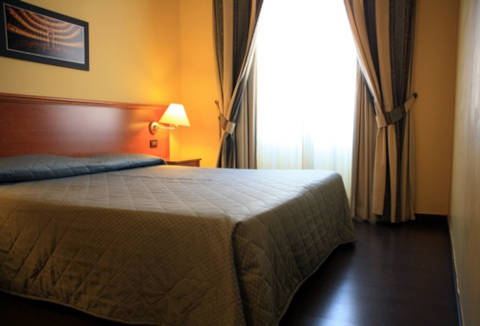 Foto HOTEL  IMPERO di CREMONA