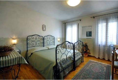 ERNESTINA BED AND BREAKFAST - Foto 10