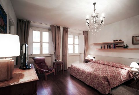 Photo HOTEL RESIDENCE  L'ALBERO NASCOSTO a TRIESTE