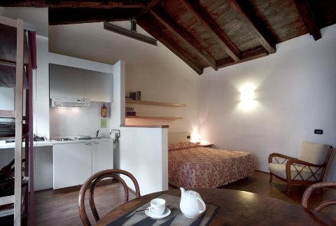 Photo HOTEL RESIDENCE  L'ALBERO NASCOSTO a TRIESTE