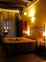 Foto B&B L'ALLOGGIO DEI VASSALLI & WELLNESS CENTRE di NAPOLI