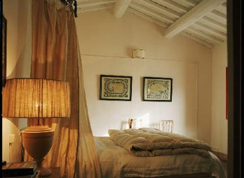 Foto B&B LA LOCANDA DI VILLA TOSCANA di BIBBONA