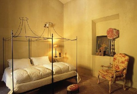 Photo B&B LA LOCANDA DI VILLA TOSCANA a BIBBONA