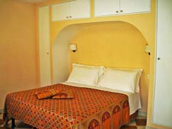 Bed & Breakfast Appartamenti Villa Olanda - foto 16 (Junior Suite - Camera)