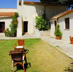 Foto AGRITURISMO MASSERIA ROSSELLA di PIANA DEGLI ALBANESI