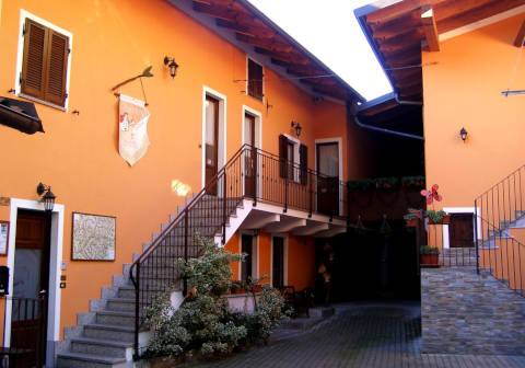 Photo B&B L'ANTICO BORGO  a CAPRIE