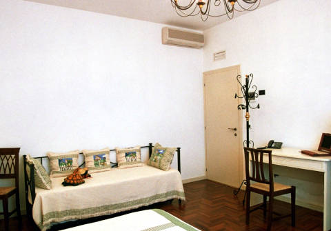 Picture of B&B CASA DEL MIELE BED AND BREAKFAST of CÀ NOGHERA