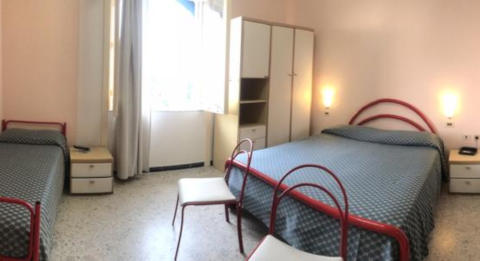 Foto HOTEL PENSIONE CINQUE STELLE di PALINURO