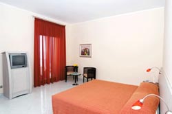 Photo HOTEL MERIDIAN  a GUARDIA PIEMONTESE