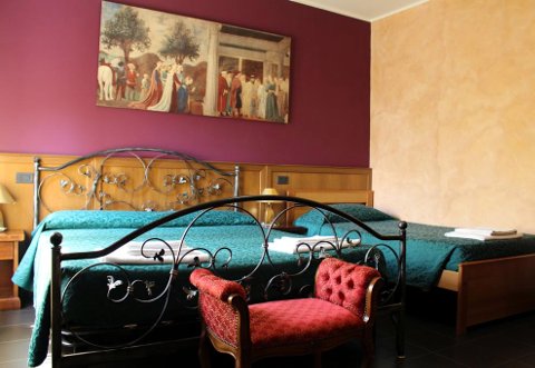 Picture of HOTEL ALBERGO RISTORANTE DA MARIUCCIA  of ROBECCHETTO CON INDUNO