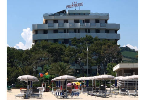 Foto HOTEL  PROMENADE di GIULIANOVA