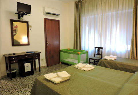 Photo HOTEL  ELITE a PALERMO