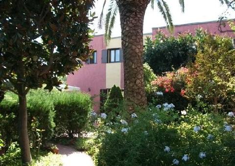 Photo HOTEL ABBARUJA a OLBIA