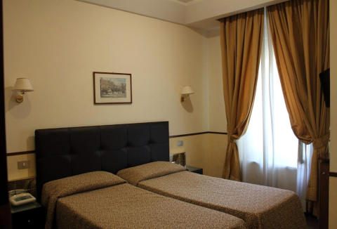 Foto HOTEL  GARDA di ROMA