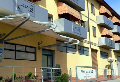 Photo HOTEL  VALMARINA a CALENZANO