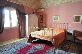 Foto B&B FELLINE IN BED AND BREAKFAST di ALLISTE