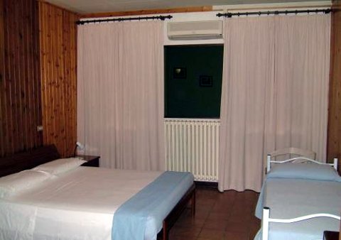 Photo HOTEL ALBERGO AIRONE a OSTELLATO