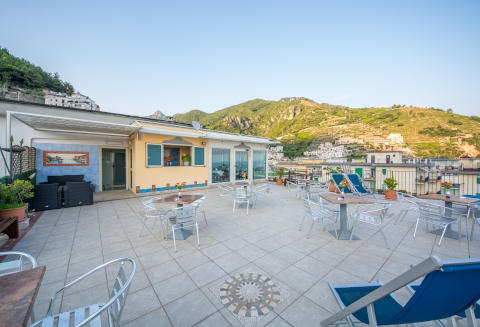 Foto HOTEL ALBERGO PENSIONE B&B RIVIERA di MAIORI