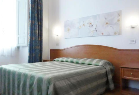 Picture of B&B SOGGIORNO MADRID of FIRENZE