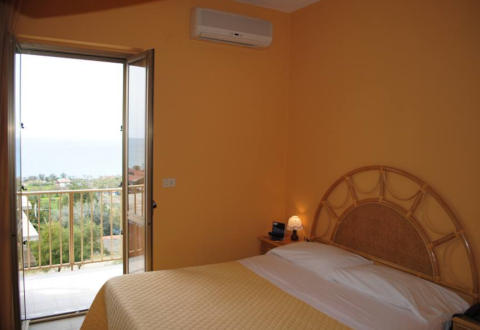 Photo HOTEL  LA PRAIA a ZAMBRONE