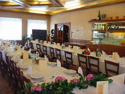 Foto HOTEL ALBERGO RISTORANTE CONTARINI di CAMPOLONGO SUL BRENTA