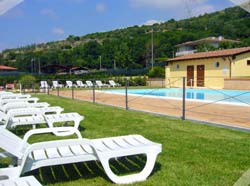 Foto HOTEL  PISCINA LA SUITE di PROSSEDI