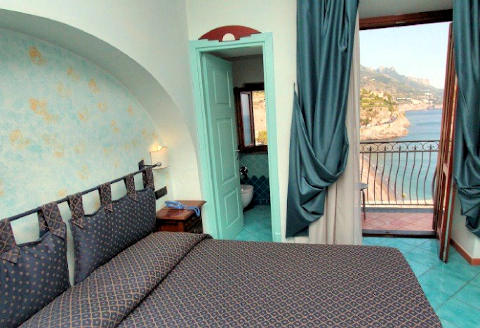 Photo B&B PALAZZO VINGIUS ACCOMMODATION a MINORI