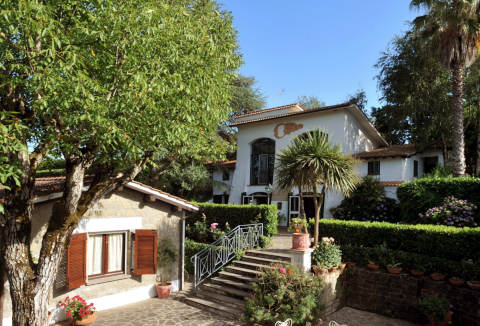 Photo HOTEL VILLA CLEMENTINA  AND SPA a BRACCIANO