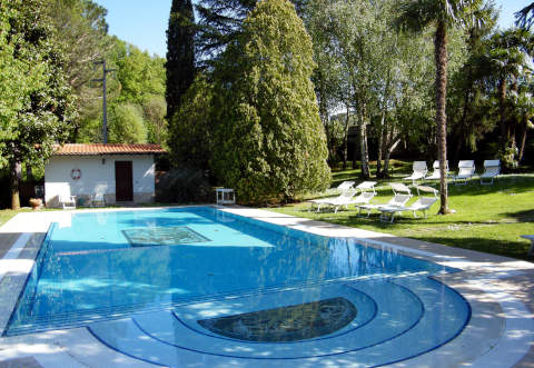 Photo HOTEL VILLA CLEMENTINA  AND SPA a BRACCIANO