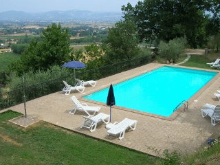 Foto CASA VACANZE VILLE SAN GREGORIO di PASSAGGIO DI BETTONA