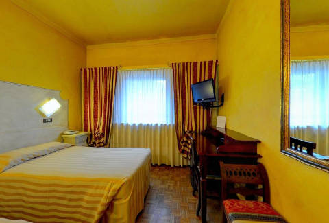 Picture of HOTEL AI RONCHI MOTOR  of BRESCIA