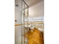 Tasso Suites - foto 14 (Bagno Quadrilocale)