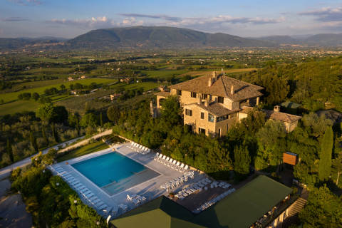 Foto CASA VACANZE POGGIO DEGLI OLIVI RELAIS PANORAMICO di BETTONA