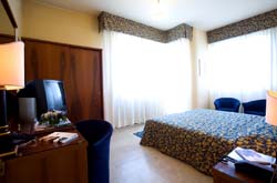 Foto HOTEL SAVOY di PESARO