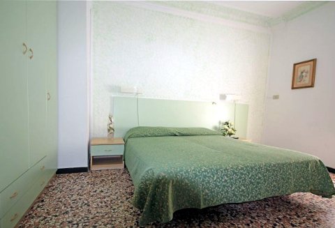 Foto HOTEL MIGNON di ALASSIO