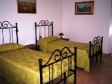 Foto B&B BED AND BREAKFAST OLIENA di OLIENA