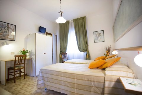 Foto HOTEL  VIGNOLA di ASSISI